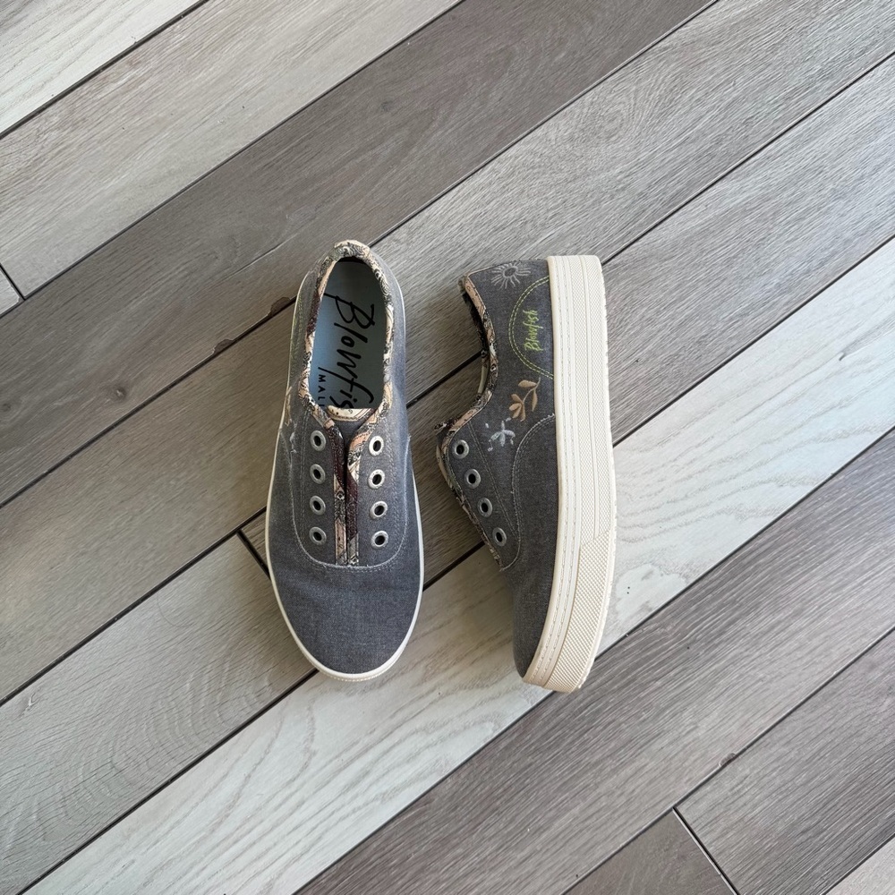 Blowfish Malibu Women's Super Sweet Sneakers
